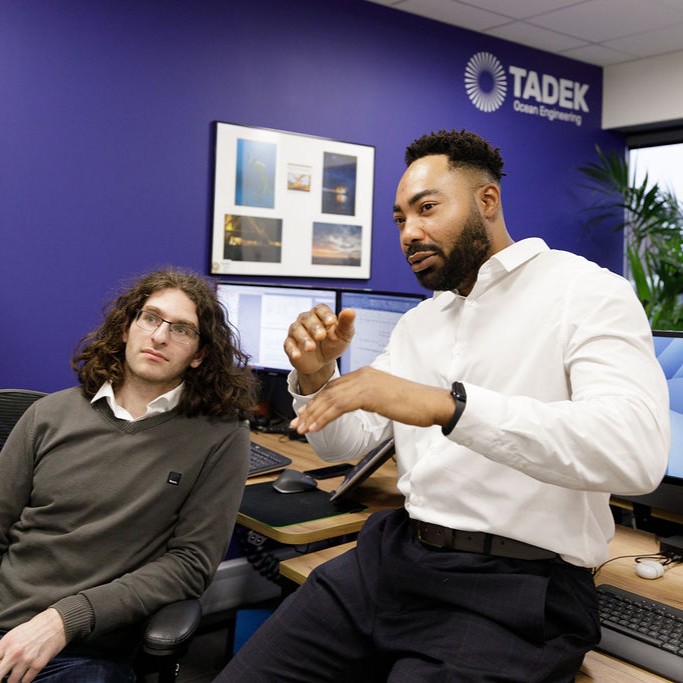 Yehuda Hodges and Wisdom in deep Discussion